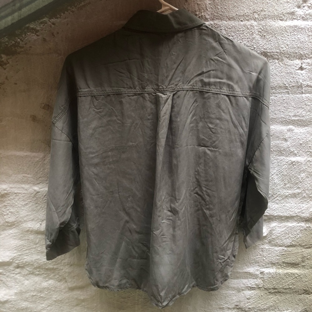 'Forever21' Button Down Shirt - Picture 5 of 5